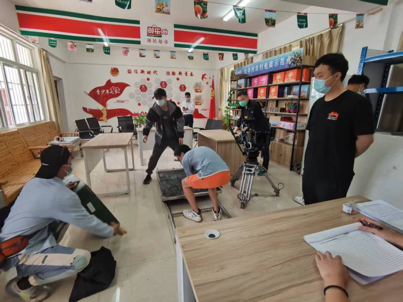 追星女孩心理学分析报告：灌云县广告片拍摄公司揭秘饭圈应援式传播逻辑